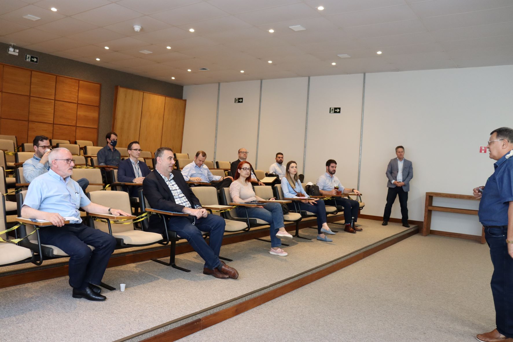 Diretores e Executivos do Banrisul visitam a CAAL