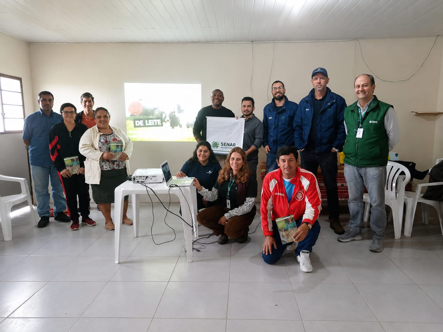 CAAL apoia produtores de leite de Manoel Viana através do programa Leitec